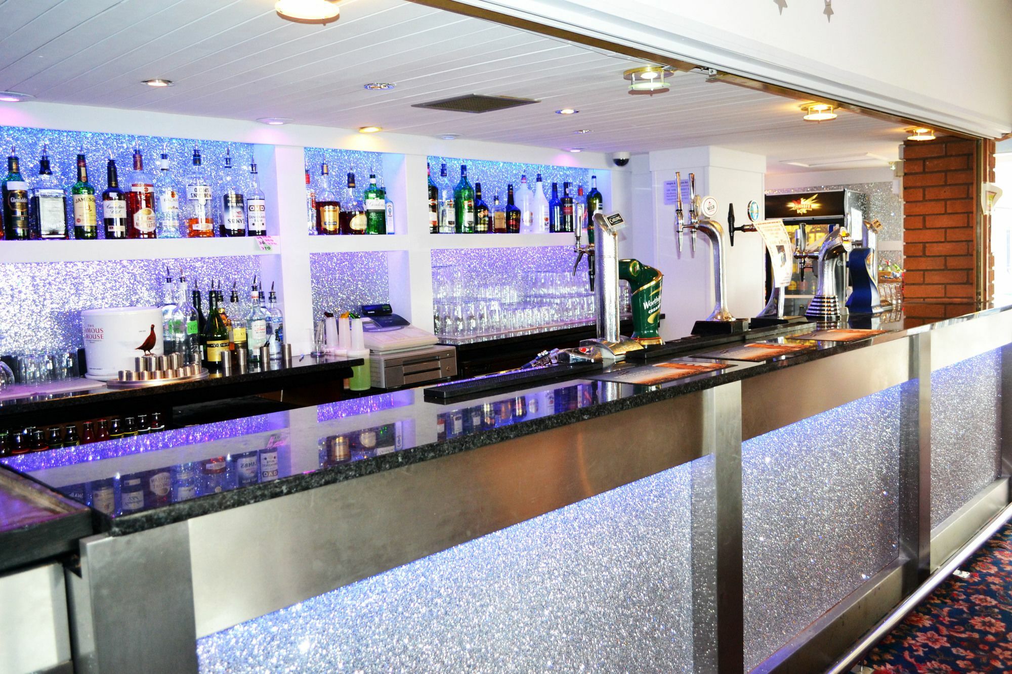 Lyndene Hotel Blackpool Bagian luar foto